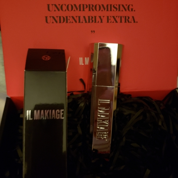 A BUNDLE OF 3 ILMAKIAGE MAKEUP BRAND NEW NEVER USED . OFFERS WELCOME - Picture 7 of 10